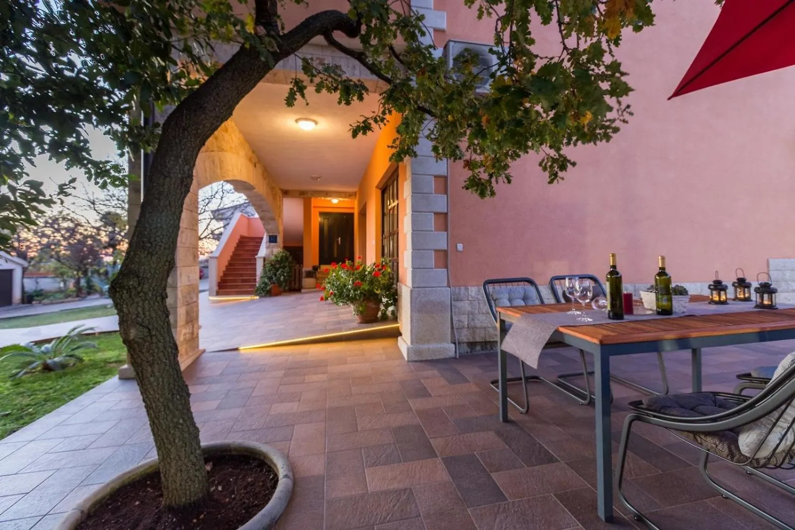 Apartment Damjan Kastelir Croatia