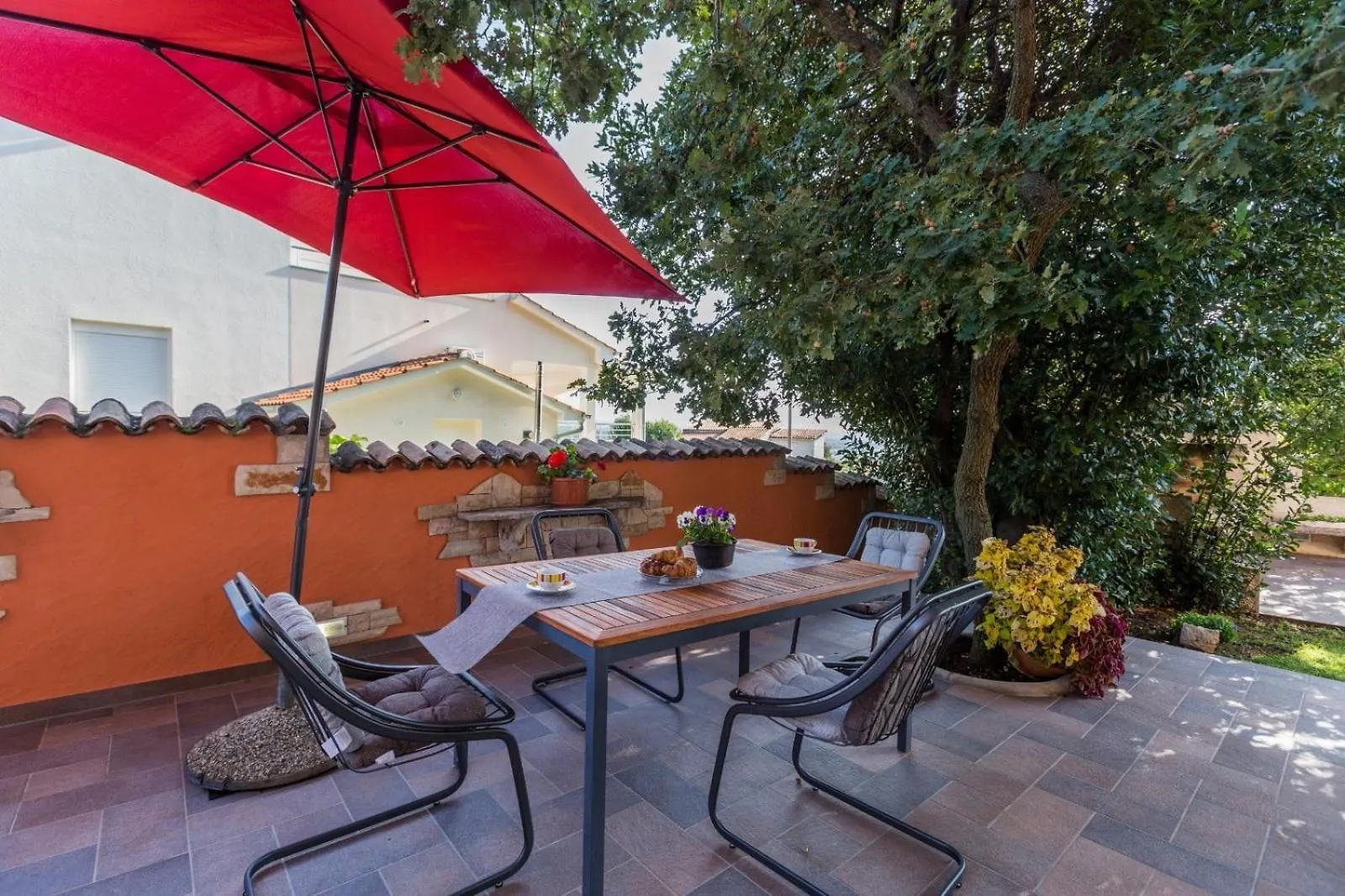 Apartment Damjan Kastelir