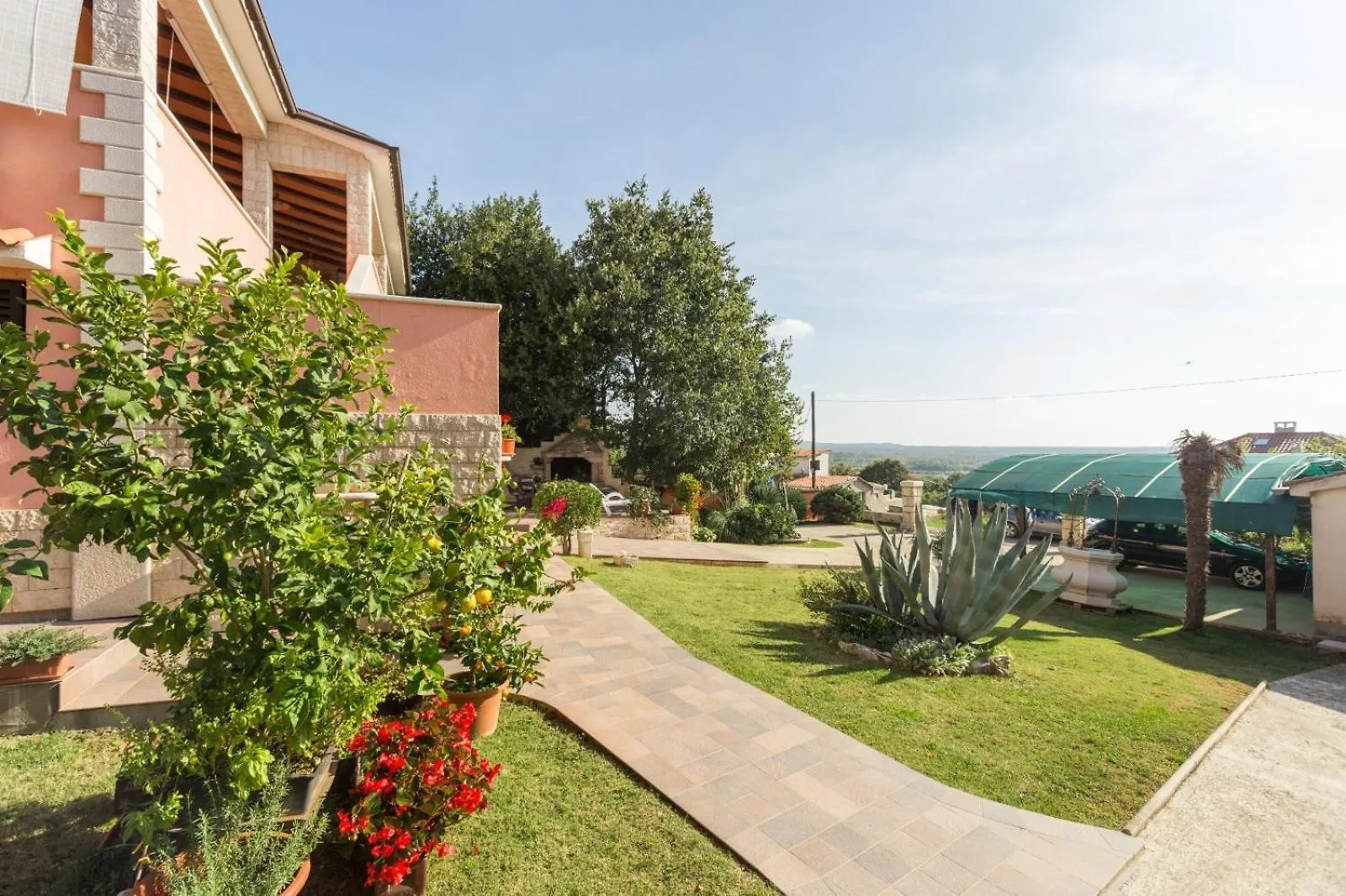 Apartment Damjan Kastelir